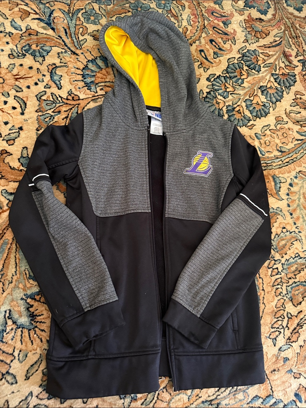 NBA Los Angeles Lakers Gray, Black & Yellow Hooded Jacket boys 12/14 💛🖤💜